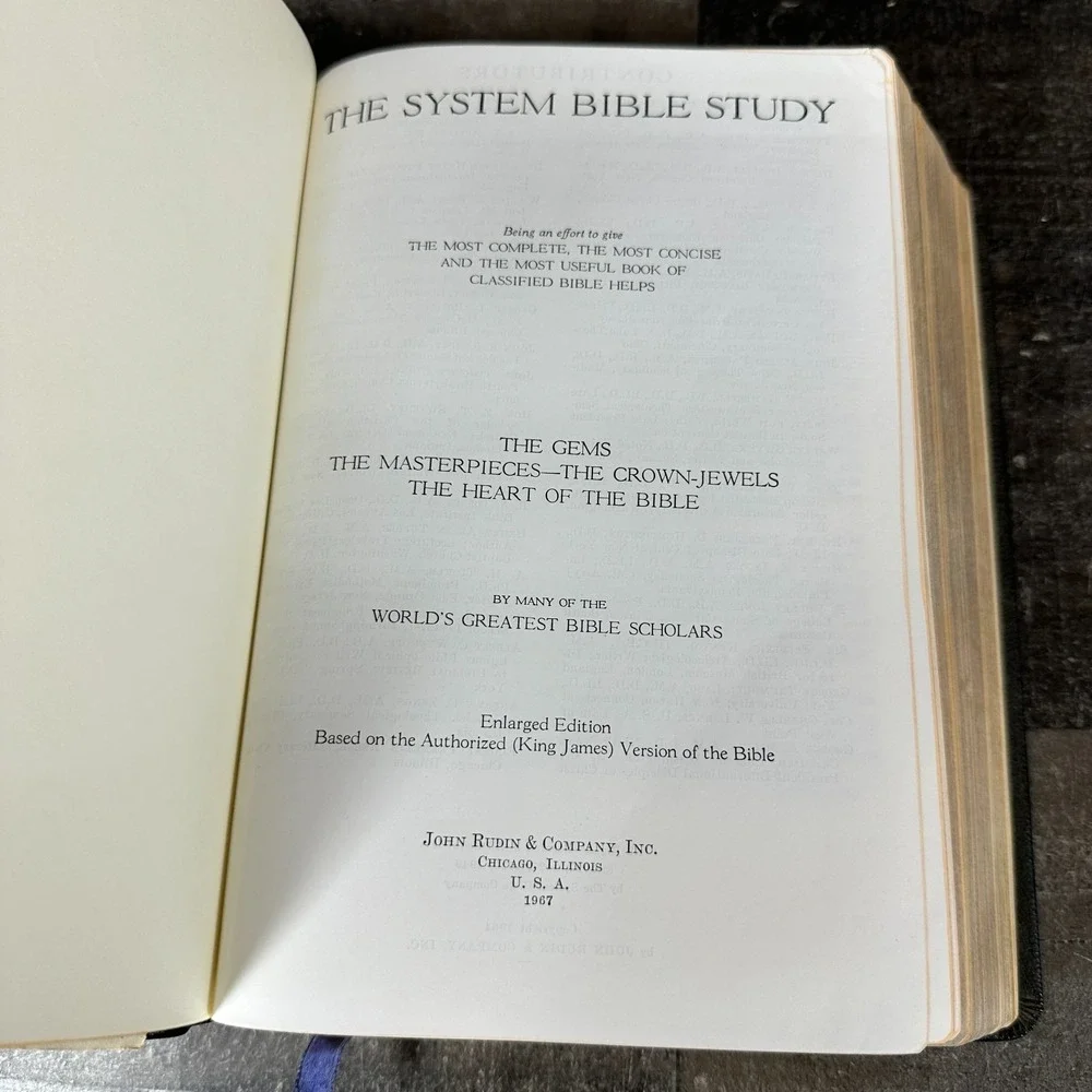 Naves Topical Bible A Digest of the Holy Scriptures Indexed 1962 Southwestern